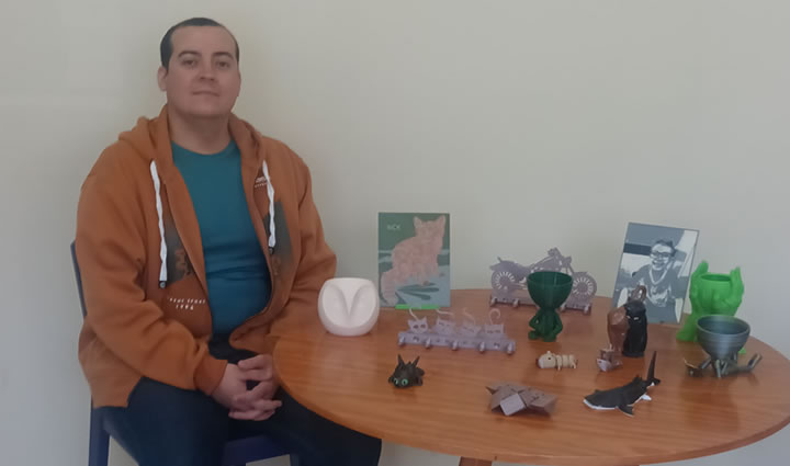 Associação recebe Artesão em 3D