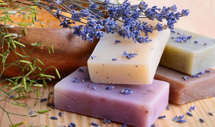 Sancionada a lei que facilita a produção de cosméticos artesanais